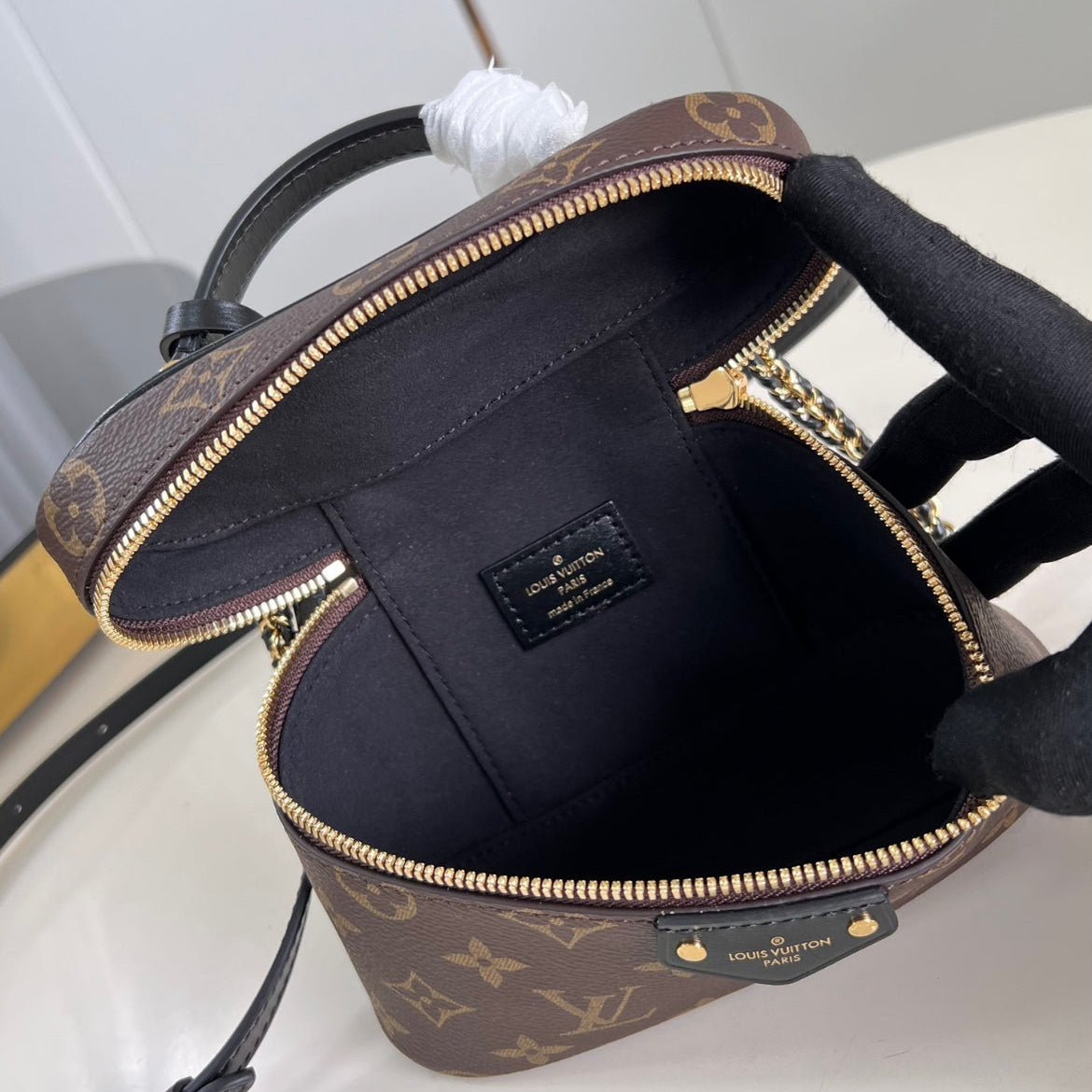 L Vanity Crossbody